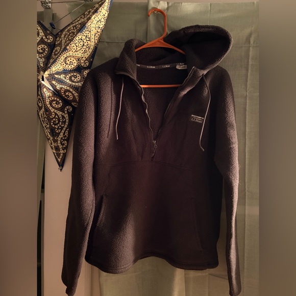 L.L.Bean Men’s Medium Hoodie Black Fleece Pullover Quarter Zip Outdoor Warm - Picture 1 of 4